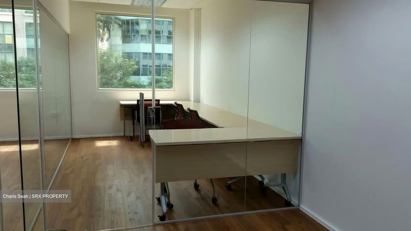 Burlington Square (D7), Office #570479091